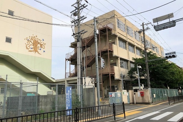 ベルマージュ堺(堺市立三国丘小学校)
