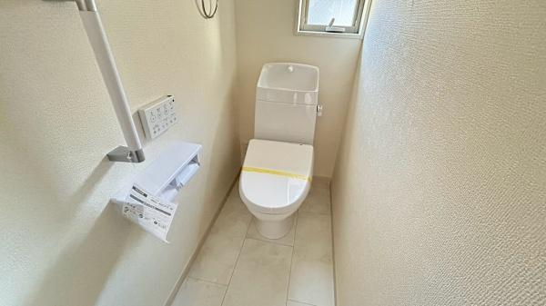 堺市西区平岡町　2号棟