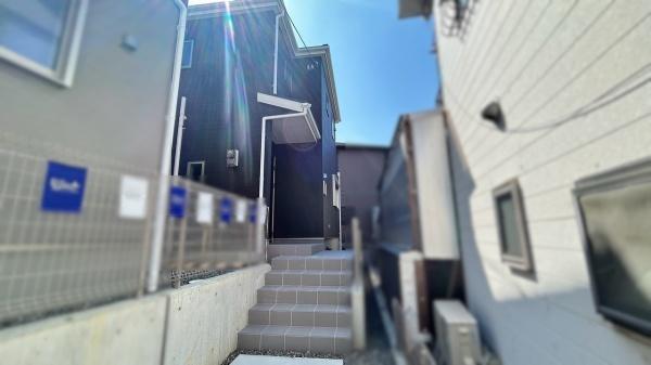 堺市西区平岡町　2号棟