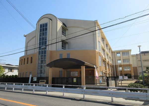 堺市中区平井の中古一戸建て(堺市立久世小学校)