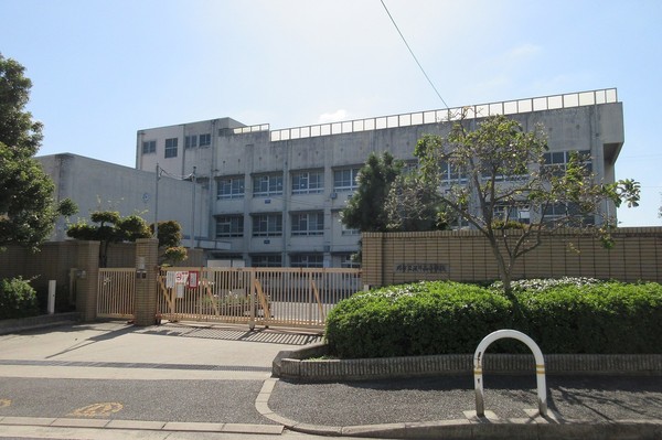 堺市中区深井中町(堺市立深井西小学校)