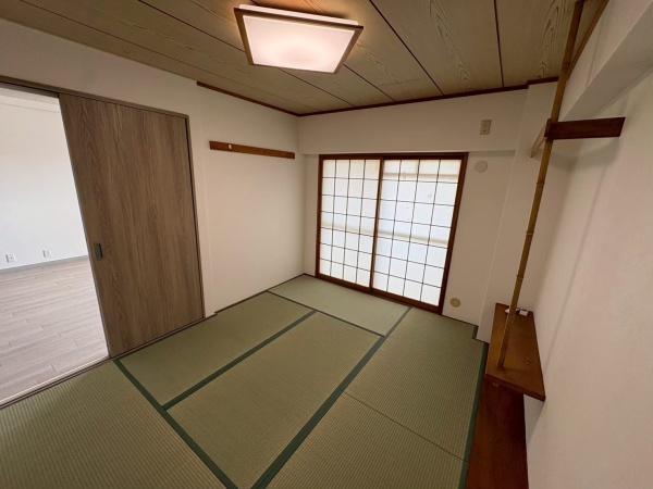 ハイロイヤル緑地公園パート2　A棟