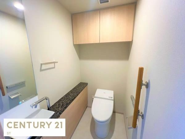 クロスエアタワー