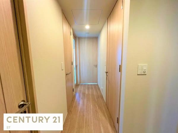 クロスエアタワー