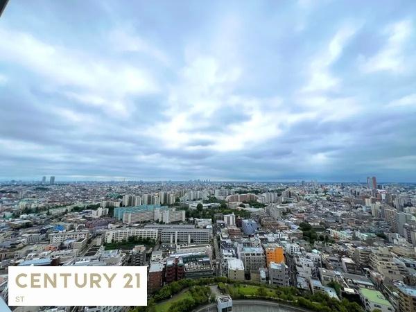 クロスエアタワー