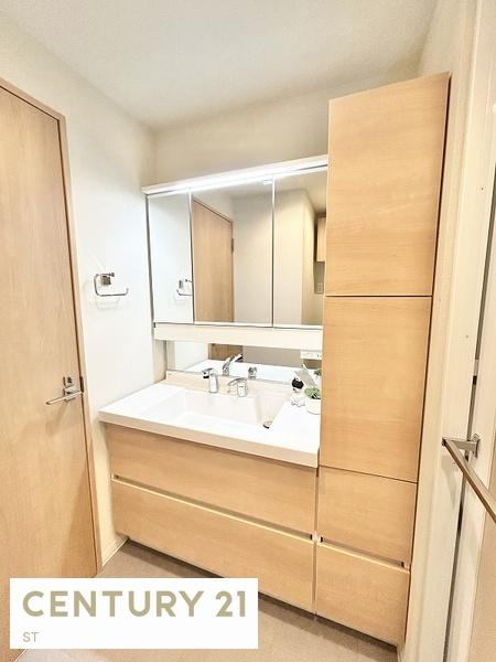 カインドステージ横浜台町