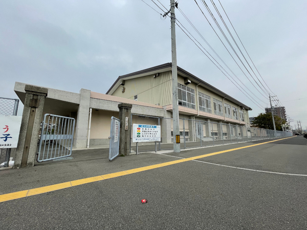 宇部市東梶返3丁目の土地(宇部市立琴芝小学校)