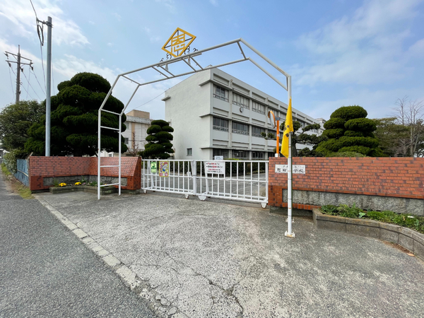 宇部市草江4丁目の土地(宇部市立恩田小学校)