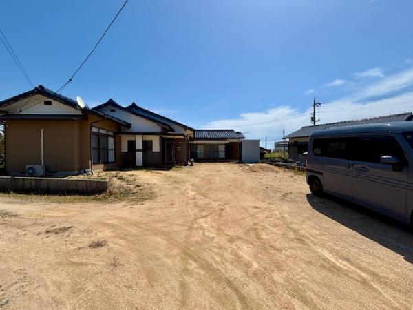 宇部市大字西岐波の中古一戸建て