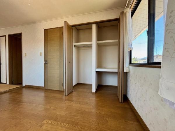 宇部市大字際波西際波台の中古一戸建て