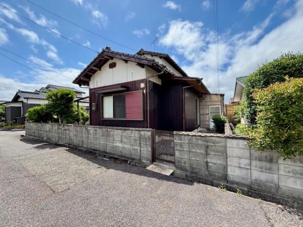宇部市大字妻崎開作の中古一戸建て