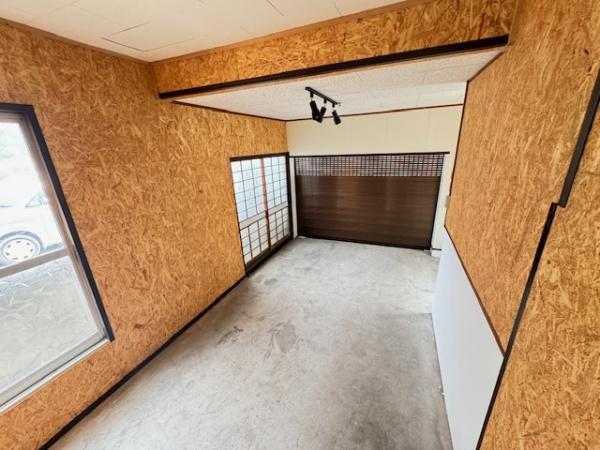 松山町3丁目戸建て