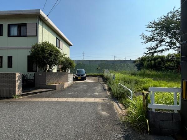 宇部市今村南2丁目の中古一戸建て(駐車場)