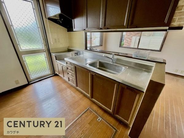 宇部市大字西岐波の中古一戸建て