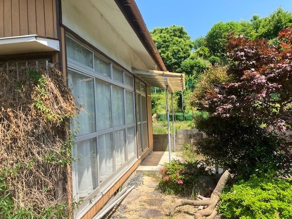 宇部市則貞４丁目の中古一戸建て