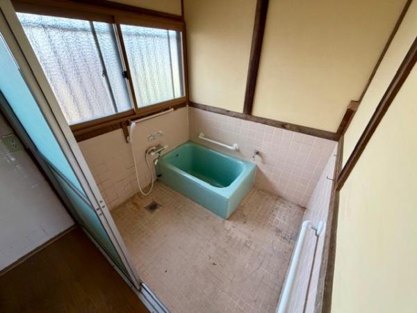 宇部市大字西岐波の中古一戸建て