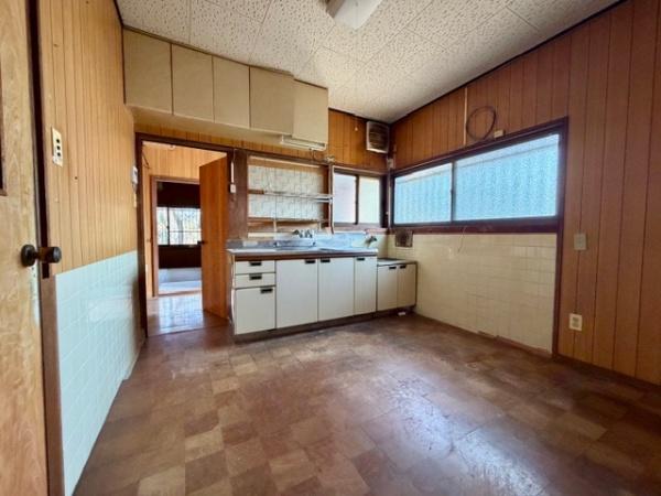 宇部市大字西岐波の中古一戸建