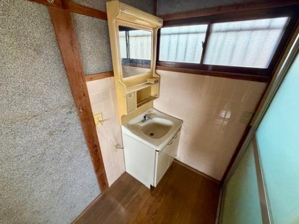 宇部市大字西岐波の中古一戸建