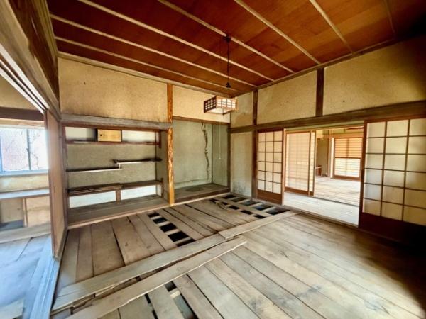 山陽小野田市大字厚狭（店舗付住宅）