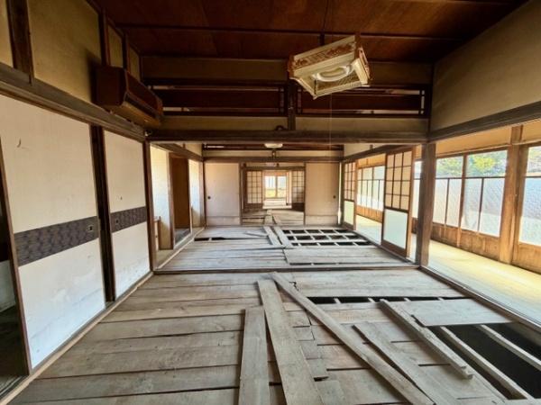 山陽小野田市大字厚狭（店舗付住宅）