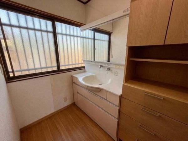 宇部市南小羽山町１丁目