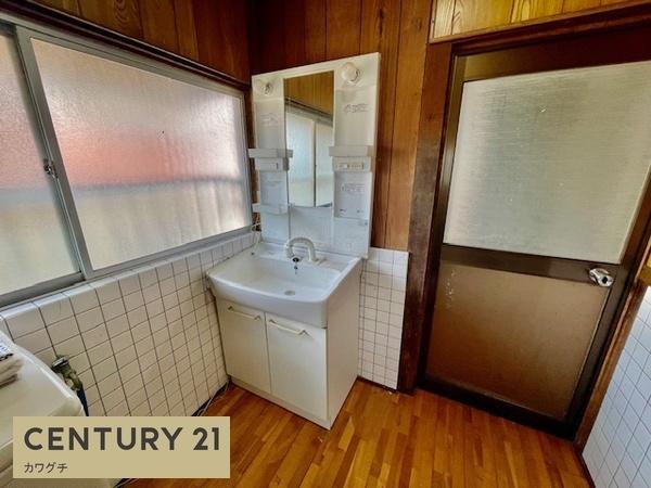 山陽小野田市大字鴨庄の中古一戸建て