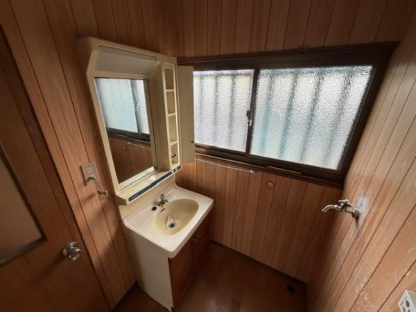 宇部市大字西岐波の中古一戸建て