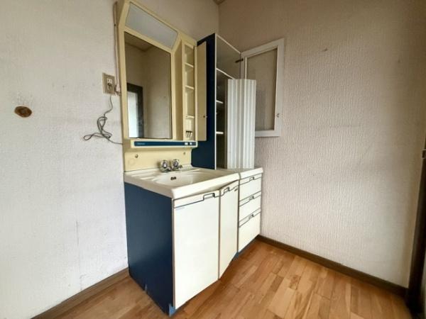 宇部市大字際波の中古一戸建