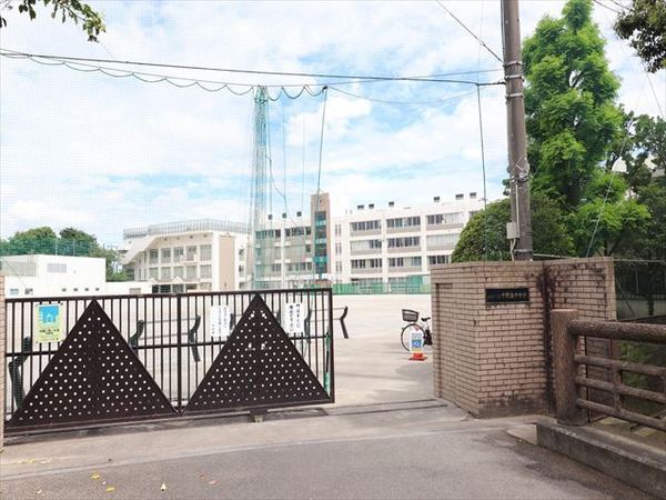 新多摩川ハイム3号棟(川崎市立下布田小学校)