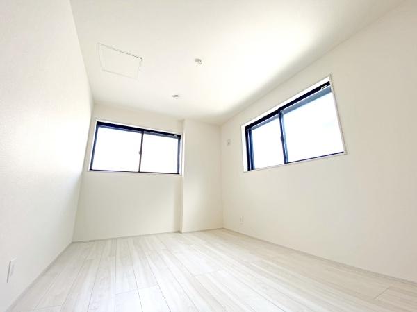 多摩区菅稲田堤　新築一戸建て