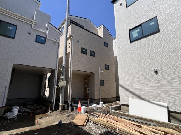 多摩区菅稲田堤　新築一戸建て