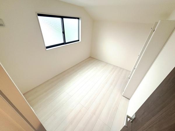 多摩区菅稲田堤　新築一戸建て