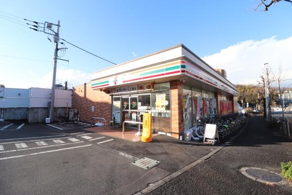 多摩区三田 新築一戸建て(セブンイレブン川崎三田1丁目店)