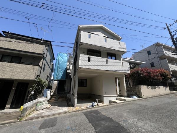 多摩区三田　新築一戸建て