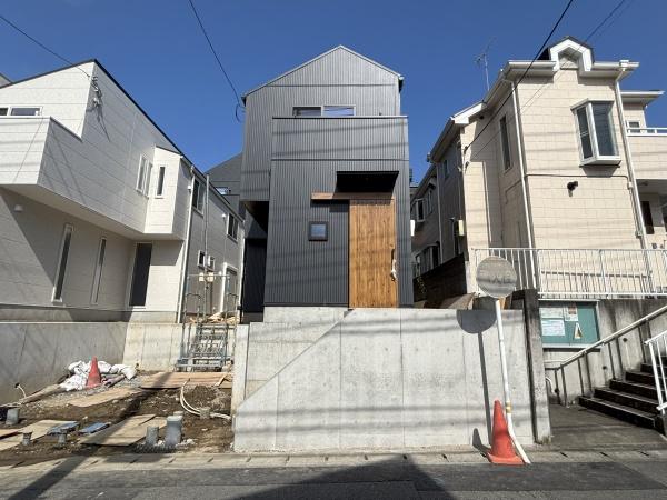 麻生区万福寺　新築一戸建て
