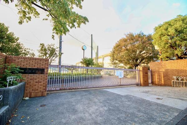 川崎市麻生区金程4丁目の土地(川崎市立金程中学校)