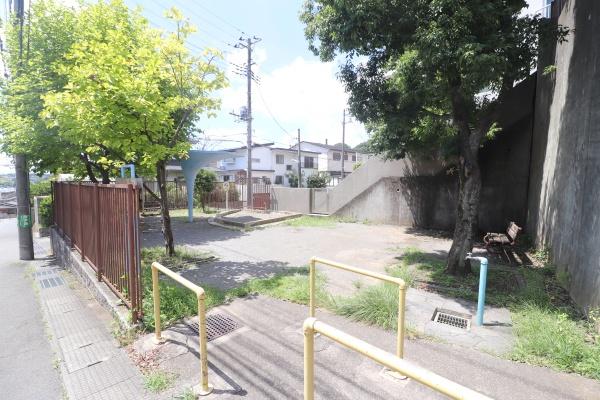 川崎市麻生区金程4丁目の土地(千代ケ丘山辺公園)