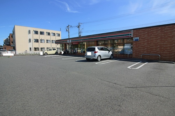 ライオンズ五月台レジデンス(セブンイレブン川崎片平7丁目店)