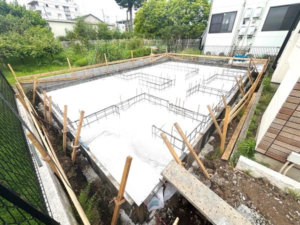 狛江市和泉本町　新築一戸建て