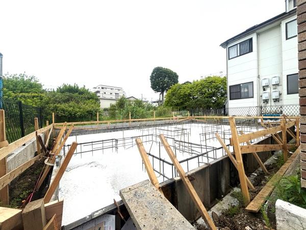 狛江市和泉本町　新築一戸建て
