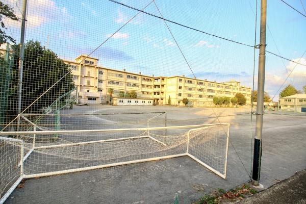 川崎市麻生区細山5丁目の中古一戸建て(川崎市立西生田中学校)