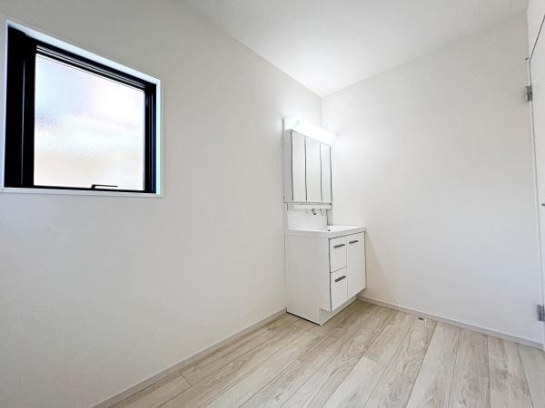 麻生区東百合丘　新築一戸建て