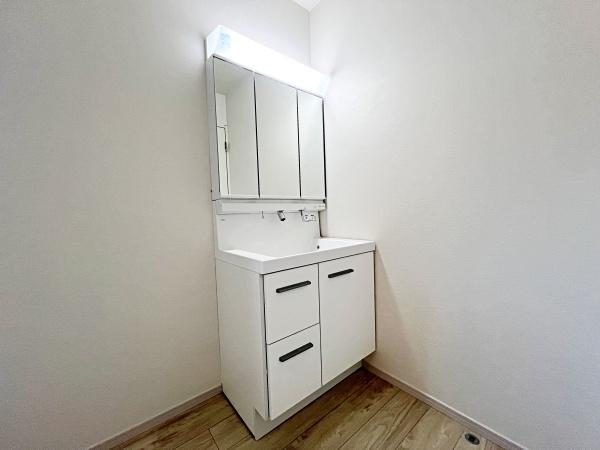 麻生区東百合丘　新築一戸建て