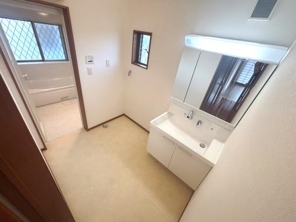 狛江市中和泉３丁目の中古一戸建て