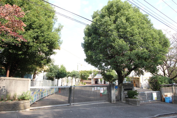 川崎市多摩区菅馬場３丁目の土地(川崎市立南菅小学校)