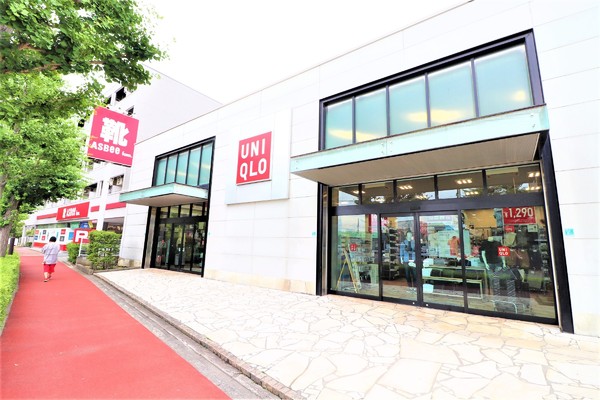ドメス稲田堤(ユニクロ稲城矢野口店)
