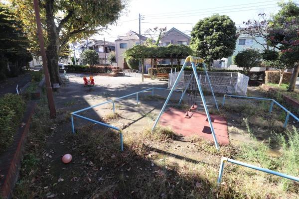 ライオンズマンション世田谷馬事公苑 区分店舗・事務所(世田谷区立桜二丁目広場)
