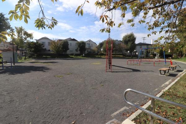 クレッセントグランコート(美しが丘西保野公園)