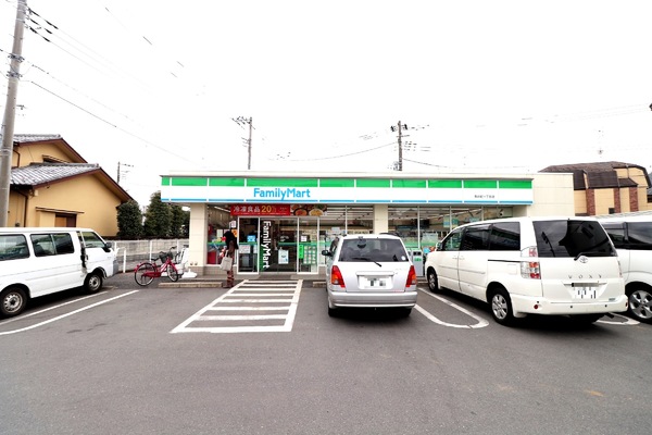 狛江市岩戸南４丁目の土地(ファミリーマート駒井町一丁目店)