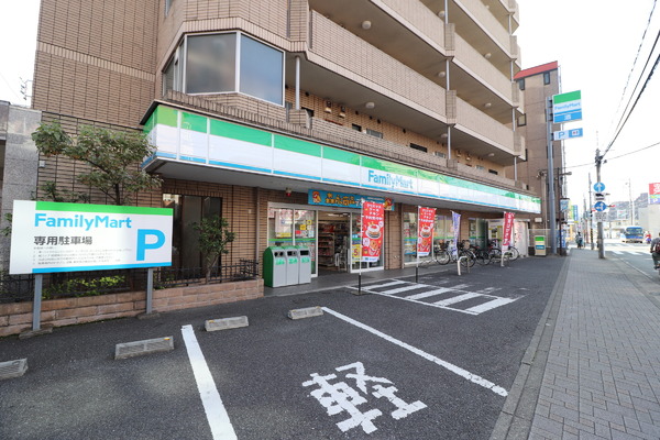 多摩区生田　新築一戸建て(ファミリーマート中野島南口店)